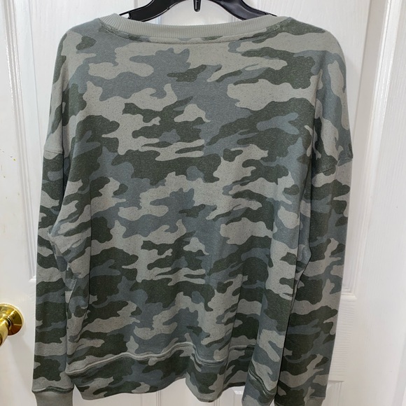 NWOT. Camouflage Sweatshirt - Picture 2 of 3